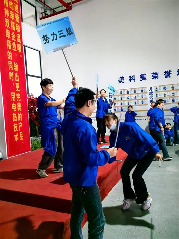 eb56ffacdc11f1c9af855061805702cb.jpg